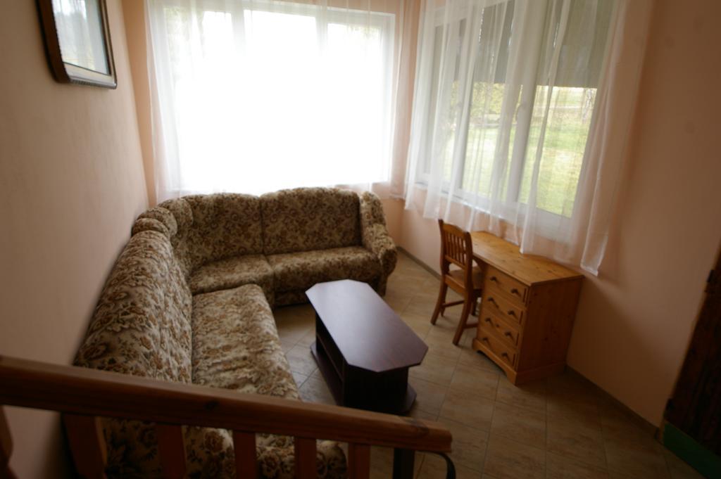 Penzion Mansky Dvur Dolni Zandov Экстерьер фото